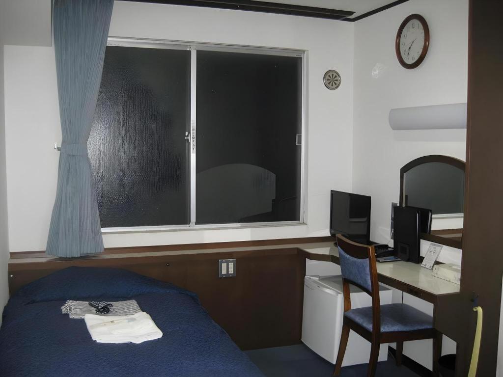 Tokyo Business Hotel Εξωτερικό φωτογραφία