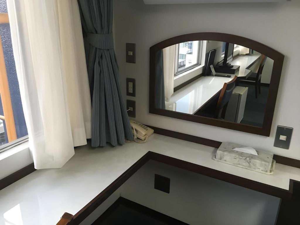 Tokyo Business Hotel Εξωτερικό φωτογραφία