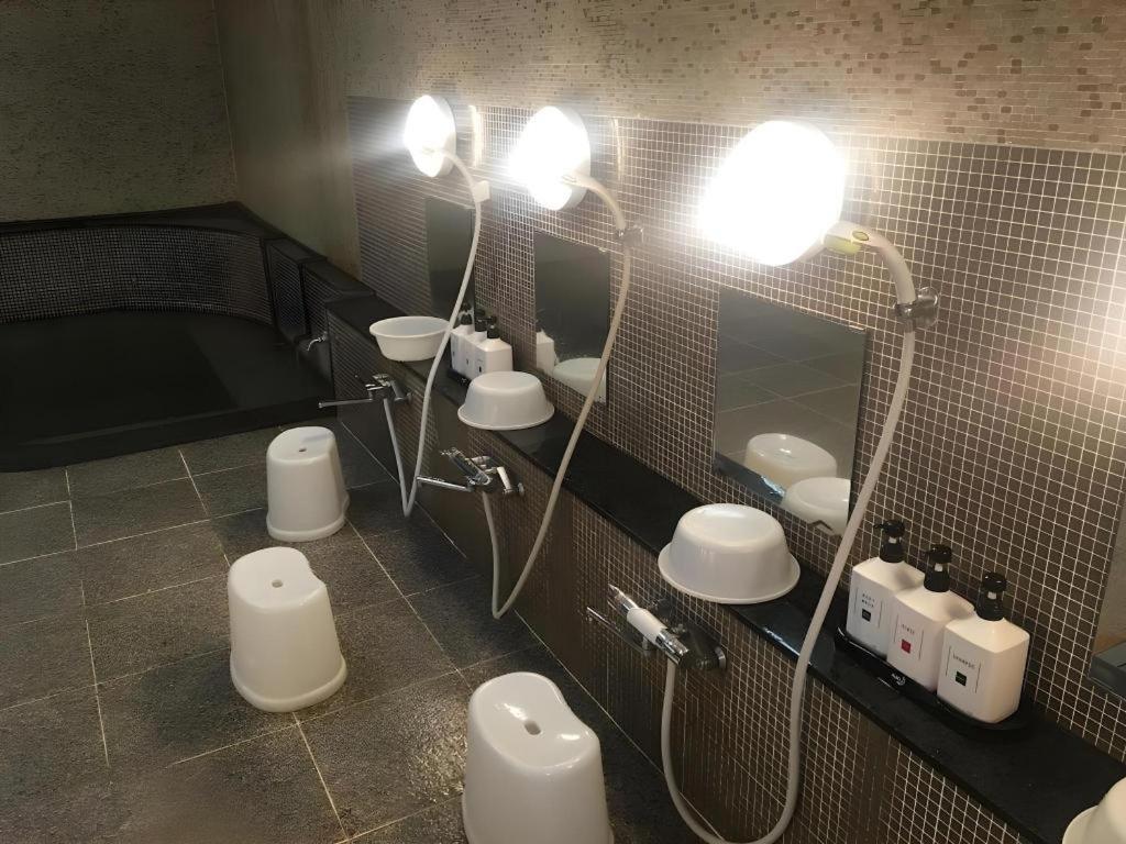 Tokyo Business Hotel Εξωτερικό φωτογραφία