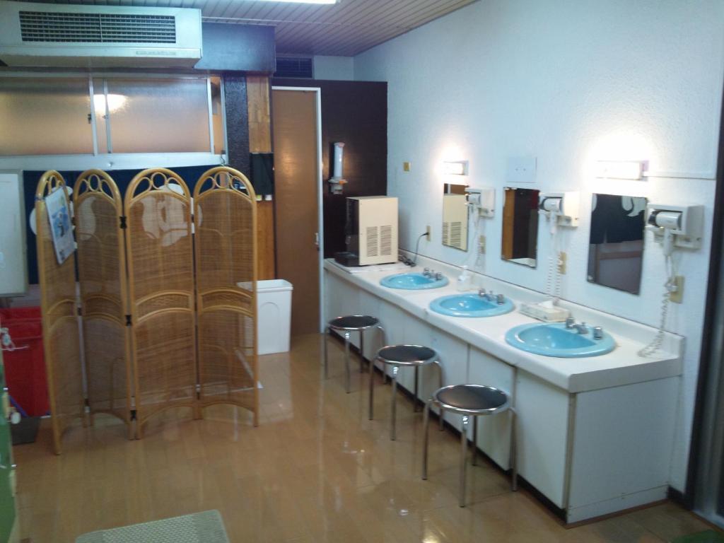 Tokyo Business Hotel Εξωτερικό φωτογραφία
